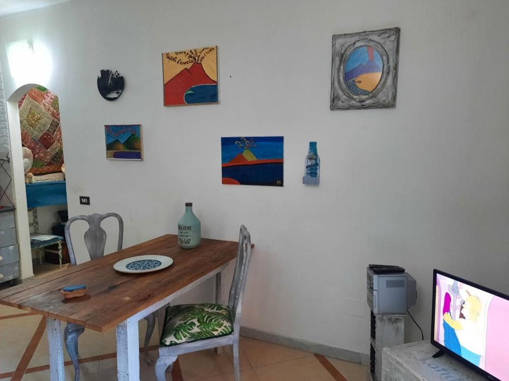 La Casa Nella Roccia Apartment Naples Luaran gambar