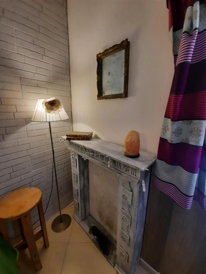 La Casa Nella Roccia Apartment Naples Luaran gambar